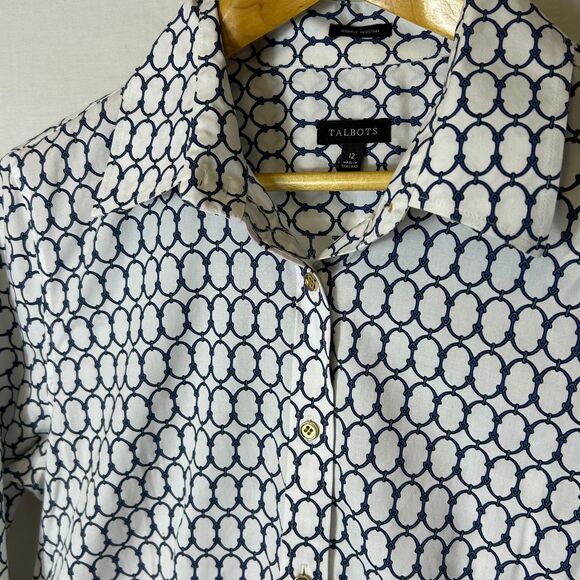 Talbots White Blue Chain Print Wrinkle Resistant LS Button Front Shirt Size 12 - Picture 4 of 15